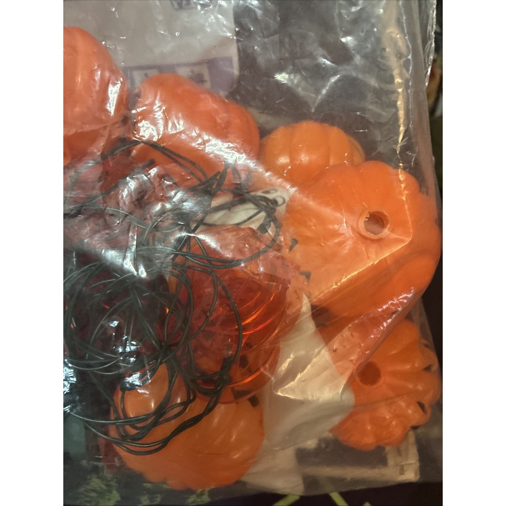 Vtg Pumpkin Hollow Halloween String 19 Light Blow Mold Jack-O-Lantern Ghosts